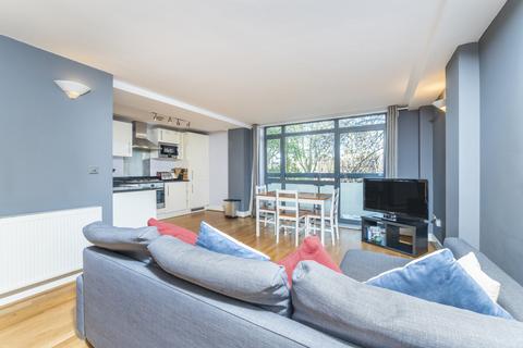 2 bedroom flat for sale, Newington Green, Stoke Newington, London