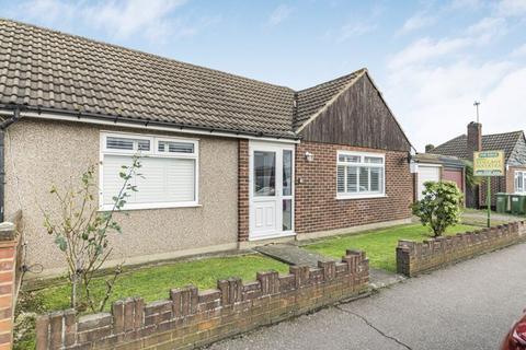 2 bedroom bungalow for sale, Cloverdale Gardens, Sidcup, DA15 8QL