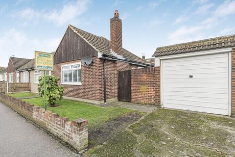 2 bedroom bungalow for sale, Cloverdale Gardens, Sidcup, DA15 8QL