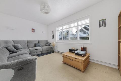 2 bedroom bungalow for sale, Cloverdale Gardens, Sidcup, DA15 8QL