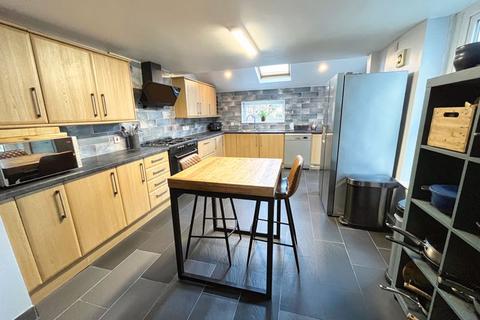 5 bedroom terraced house for sale, 135 Windsor Road, Penarth, The Vale of Glamorgan CF64 1JF