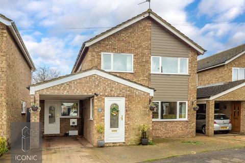 4 bedroom detached house for sale, Chapel Court, Hellesdon, Norwich