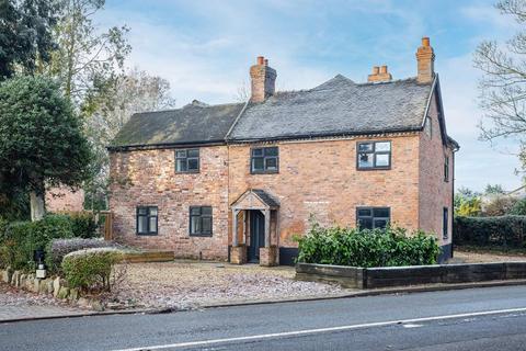 5 bedroom detached house for sale, London Road, Stapeley, Nantwich