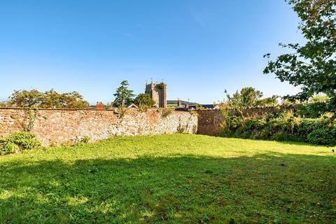 4 bedroom village house for sale, Fore Street, Cullompton EX15