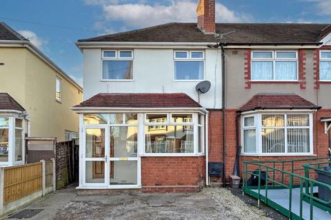 2 bedroom end of terrace house for sale, Laburnum Road, Wednesbury