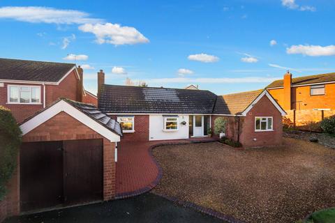 3 bedroom bungalow for sale, Hill Crest, Beaconsfield Park, Ludlow, Shropshire