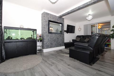 2 bedroom semi-detached house for sale, Primley Avenue, Walsall, WS2 9UW