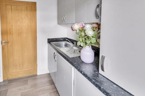 62 Tarnside Close, Rochdale, OL16 2QD