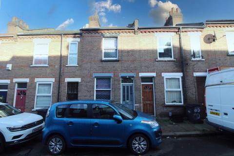 2 bedroom terraced house for sale, Cowper Street, Luton