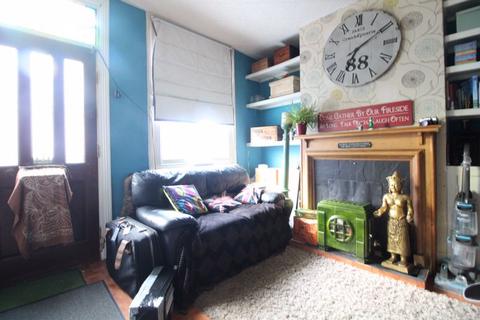 2 bedroom terraced house for sale, Cowper Street, Luton