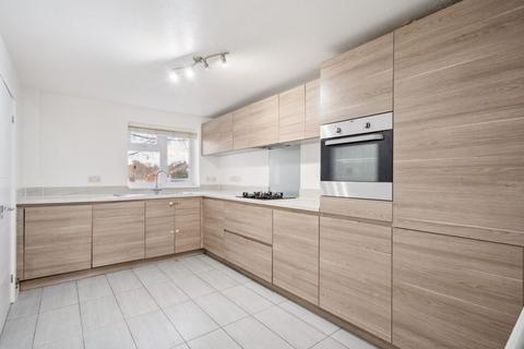 4 bedroom semi-detached house for sale, Valley Road, Uxbridge, UB10