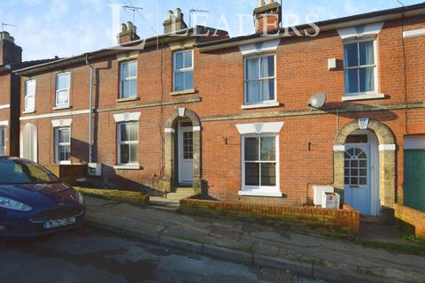 2 bedroom terraced house to rent, Portland Road, Colchester, CO2