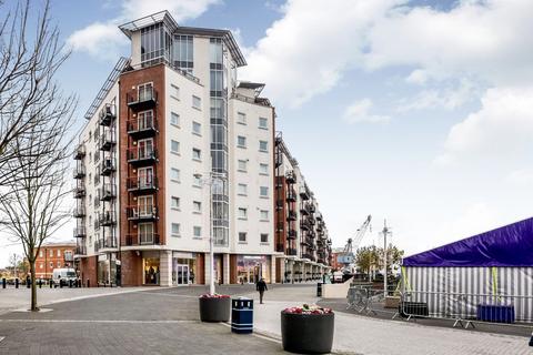 2 bedroom apartment to rent, Centurion Court, Gunwharf Quays