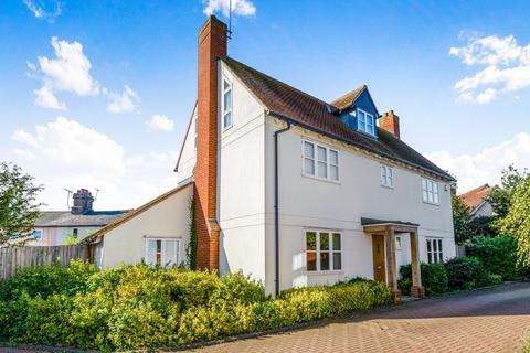 5 bedroom detached house to rent, Saxon Place, Kelvedon