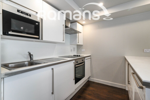 2 bedroom flat to rent, Miflats