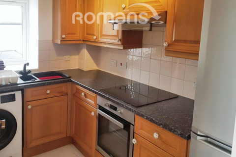 1 bedroom apartment to rent, Sovereign Court