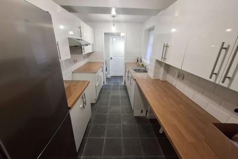 2 bedroom terraced house to rent, Beechwood Road, Liverpool