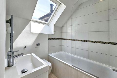 undefined, Ewell Road, Surbiton, KT6