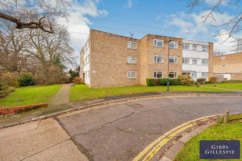 2 bedroom flat to rent, Lonsdale Close, Hatch End