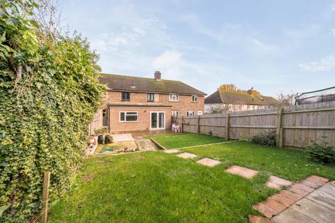 3 bedroom terraced house to rent, Whitehawk Road, Brighton