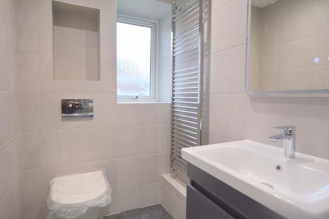 2 bedroom apartment to rent, Chesswood Way, Pinner