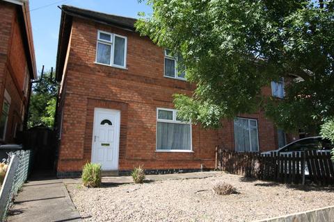 3 bedroom semi-detached house to rent, Leicester LE2