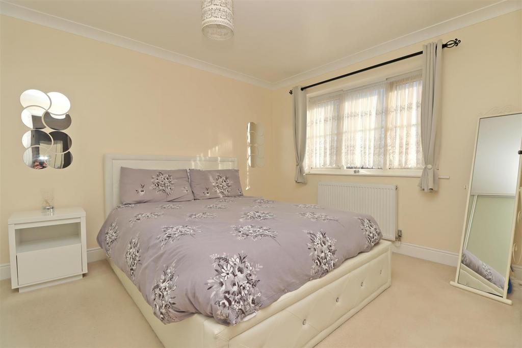 Main bedroom