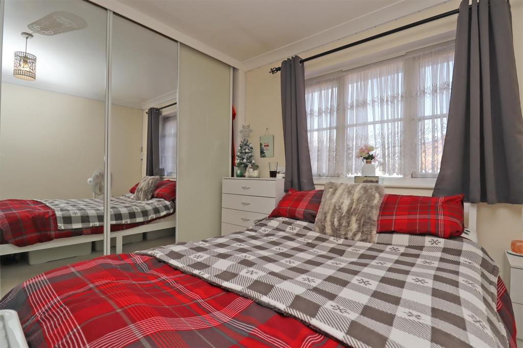 Second bedroom