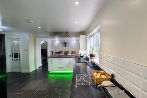 undefined, Alder Close, Bridgwater TA6