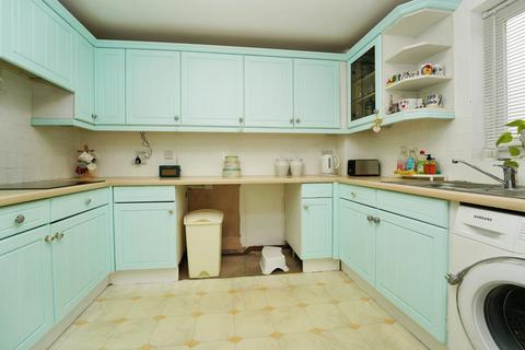 1 bedroom apartment for sale, Regency Gardens, Cheltenham GL53