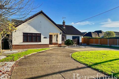 3 bedroom bungalow for sale, Stanley Road, Bulphan, RM14