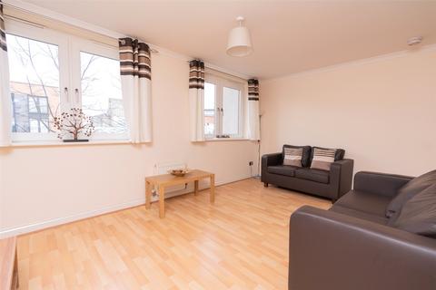 2 bedroom flat to rent, Constitution Place, Edinburgh, EH6