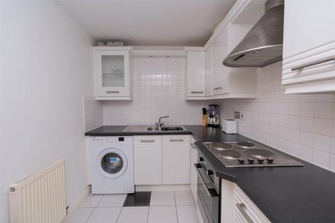 2 bedroom flat to rent, Constitution Place, Edinburgh, EH6