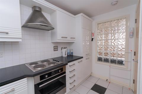 2 bedroom flat to rent, Constitution Place, Edinburgh, EH6