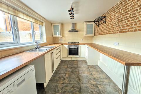 3 bedroom semi-detached house for sale, Northgate, Louth LN11