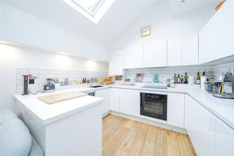 2 bedroom apartment for sale, London N7