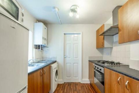 2 bedroom flat to rent, £127pppw - Amble Grove, Sandyford, NE2