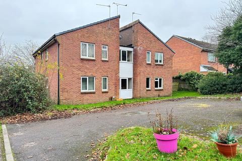 Studio for sale, Longstock Court, Eastleaze, Swindon, SN5 7EW