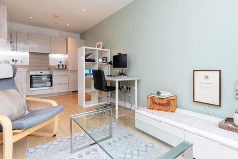 Studio to rent, Pell Street, London, SE8 5ES