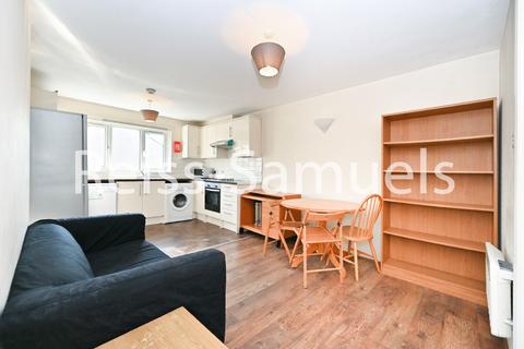 3 bedroom apartment to rent, Ambassador Square, Isle of dogs, Canary Wharf, London E14