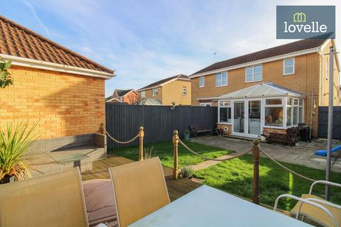 3 bedroom semi-detached house for sale, Hampstead Park, Grimsby DN33