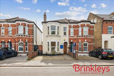 129 Alexandra Road, London, SW19 7JY