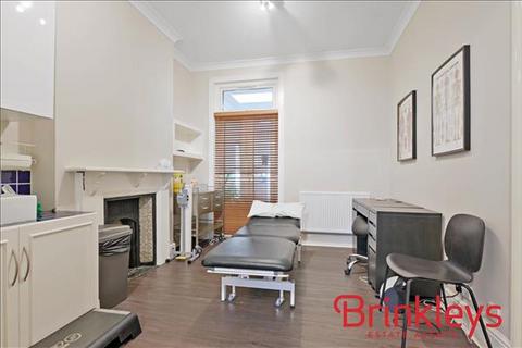 129 Alexandra Road, London, SW19 7JY