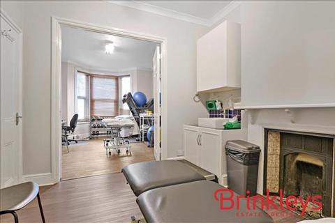 129 Alexandra Road, London, SW19 7JY