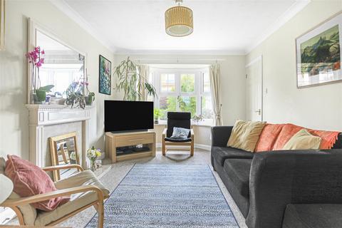 55 Vicarage Close, Waterbeach, Cambridge, CB25 9QG