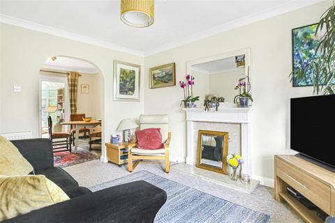 55 Vicarage Close, Waterbeach, Cambridge, CB25 9QG