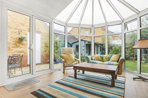 55 Vicarage Close, Waterbeach, Cambridge, CB25 9QG