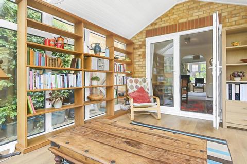 55 Vicarage Close, Waterbeach, Cambridge, CB25 9QG