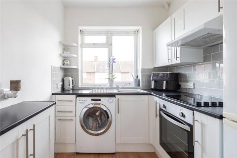 1 bedroom maisonette for sale, Cartwright Road, Dagenham, RM9