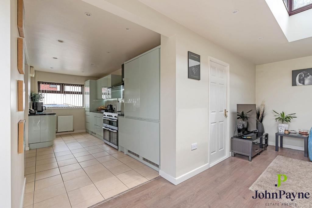 Fitted Kitchen
